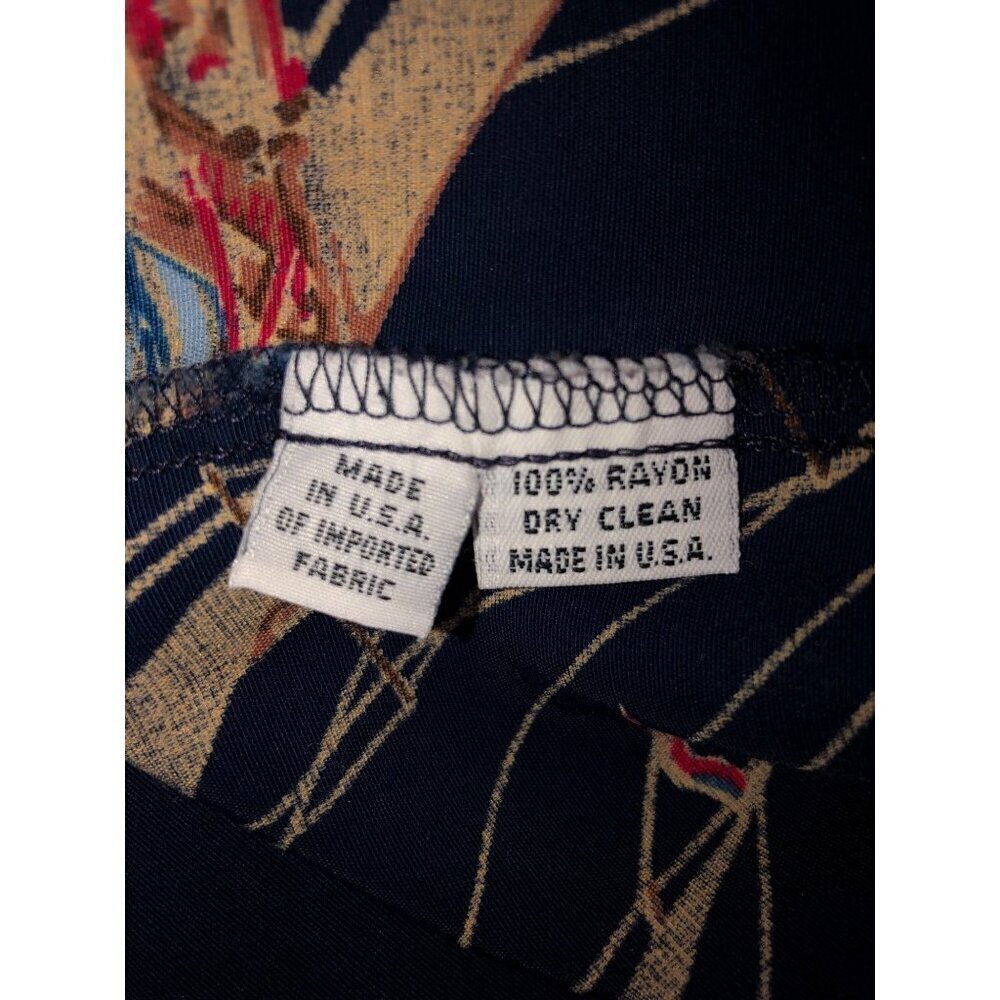 Vintage Womens Top Size 8 Nautical Sailing Ocean Tank Navy Blue Yacht Made USA - Picture 6 of 8